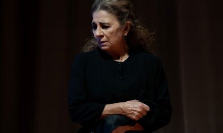 LOLITA FLORES EN «PONCIA»