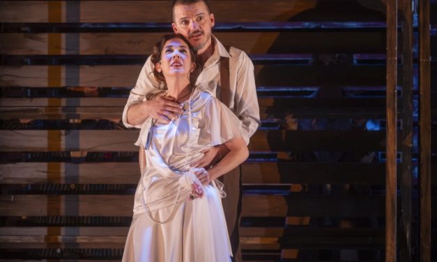 COQUE MALLA Y CARMEN BARRANTES EN «LA ÓPERA DE LOS TRES CENTAVOS»