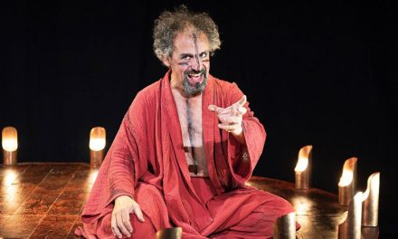 «PROMETEO, BUFÓN Y MÁRTIR»